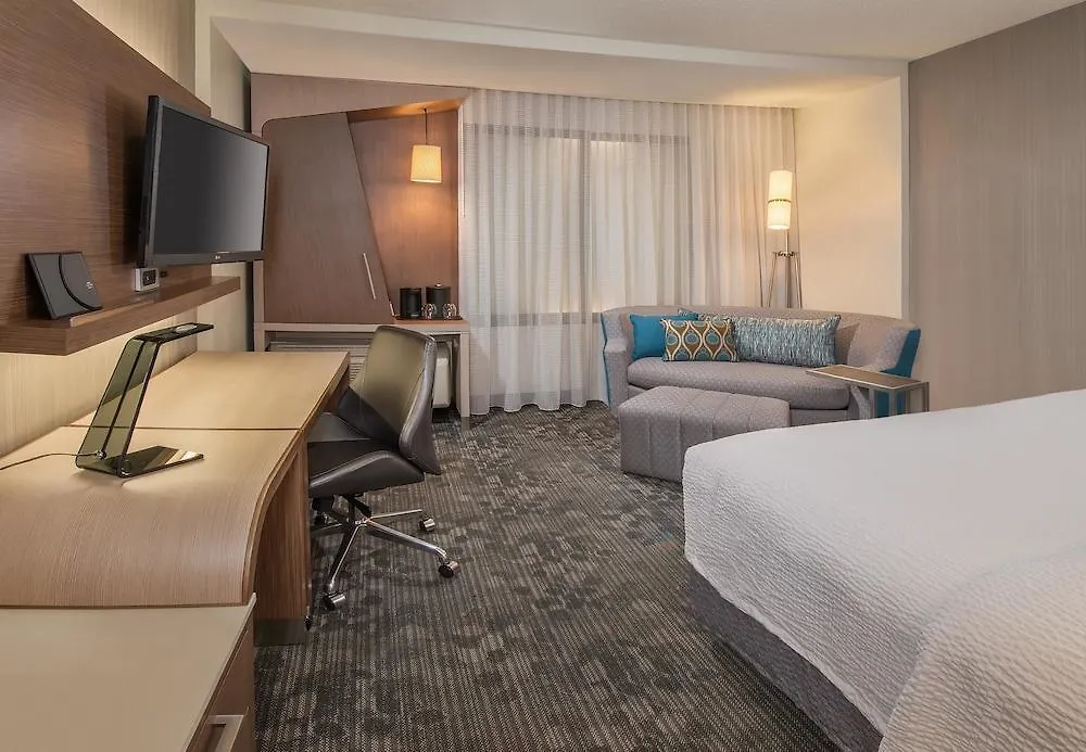 Courtyard By Marriott Charlotte Northlake 2*,  United States