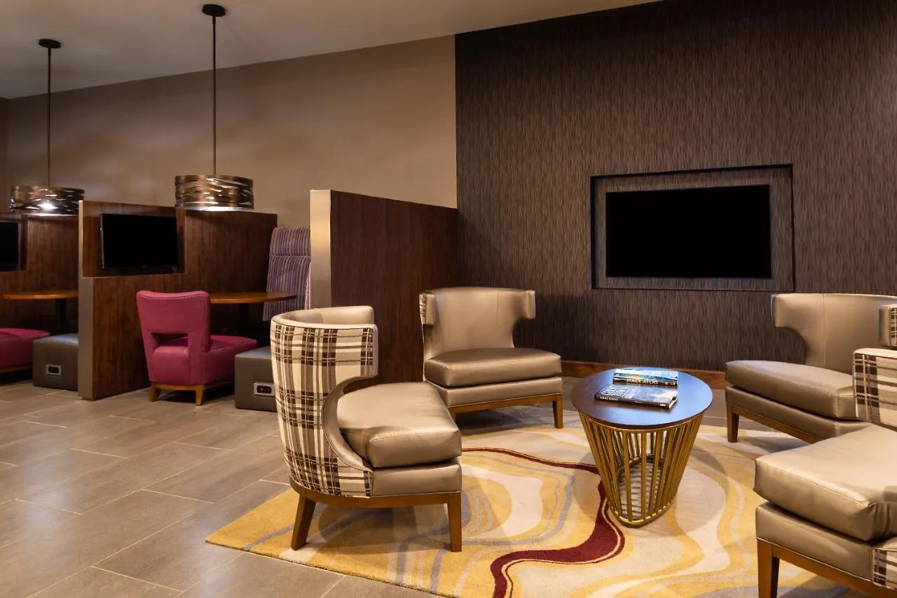 Courtyard By Marriott Charlotte Northlake